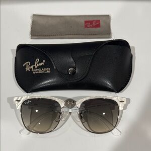 Ray-Ban Pearl Clubmaster Y2K